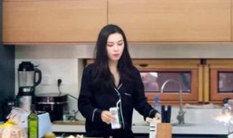 原创吃瓜少女侃娱乐,揭秘明星幕后故事